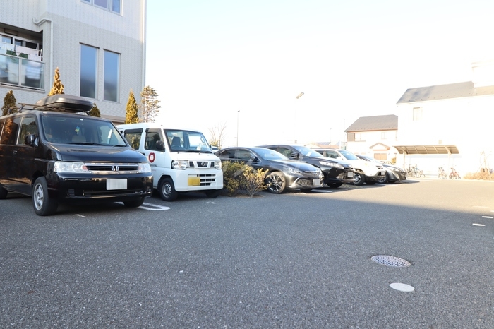 17/27 駐車場