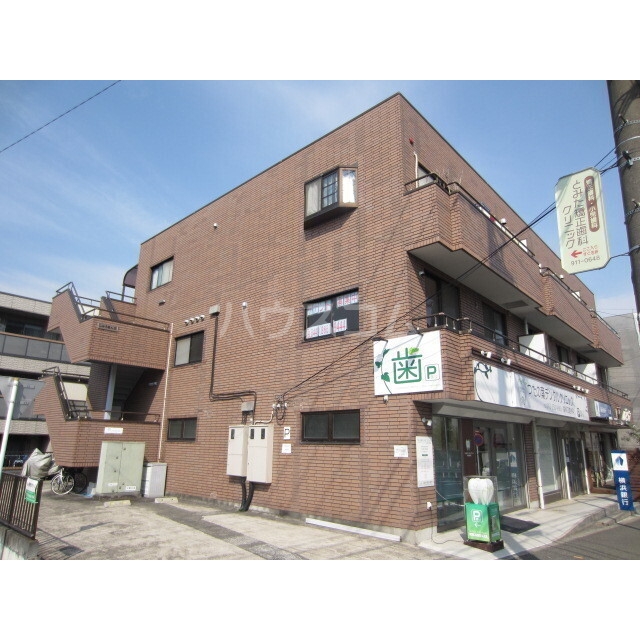 20/26 エントランス