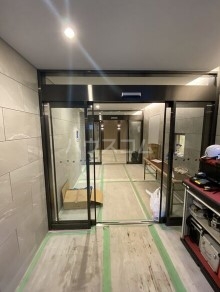 14/15 エントランス