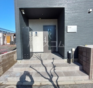 15/23 エントランス