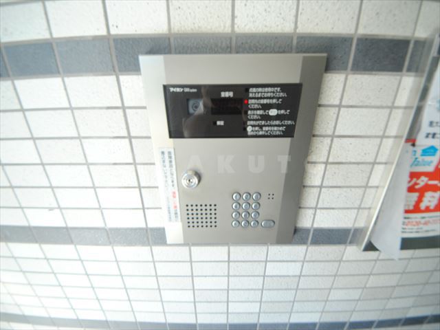 14/23 エントランス