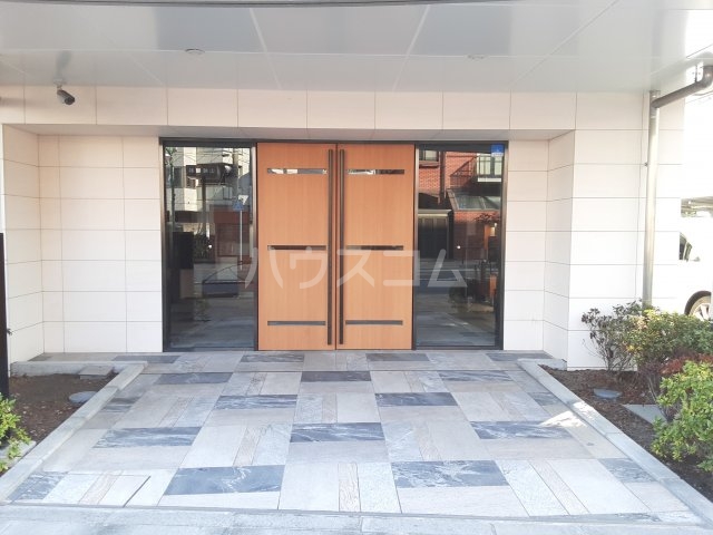 3/4 エントランス