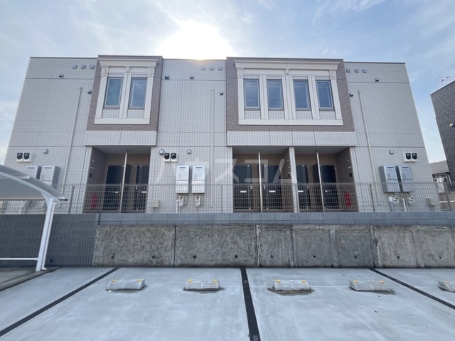 24/25 駐車場