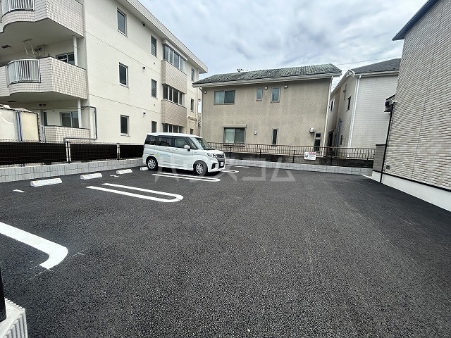 29/30 駐車場