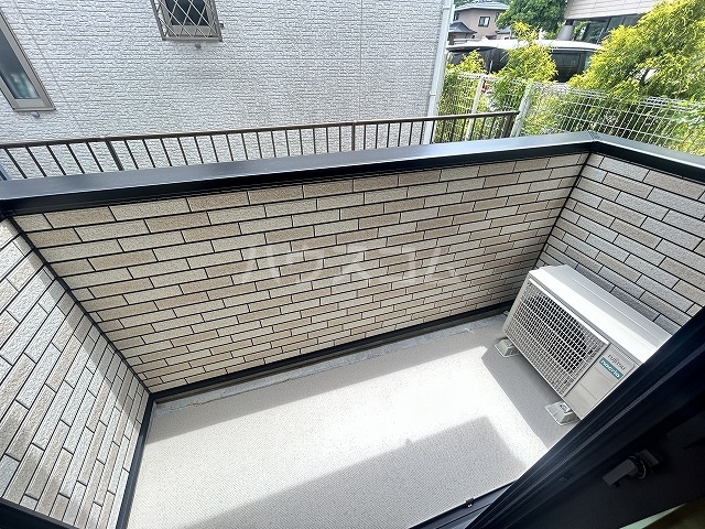 20/30 バルコニー