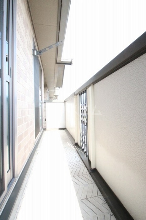 14/22 バルコニー