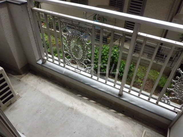 19/30 バルコニー