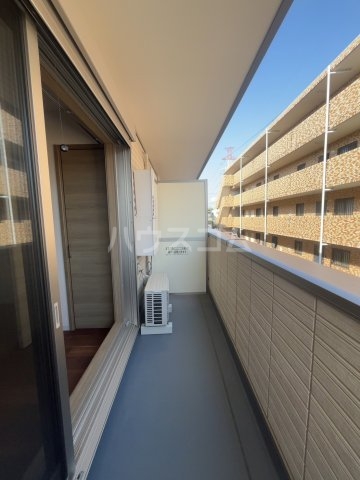 13/27 バルコニー