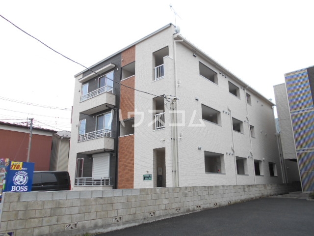 22/29 エントランス