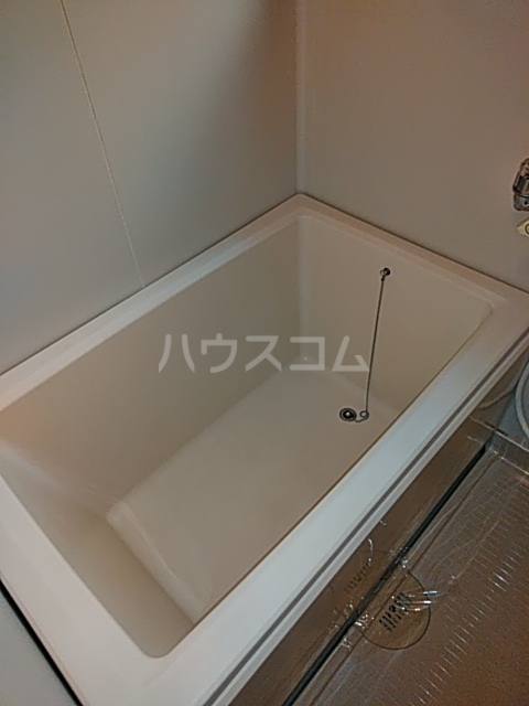 14/30 浴室