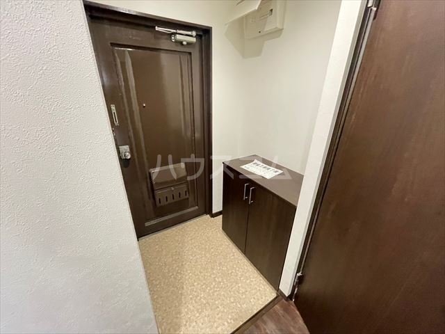 13/30 玄関