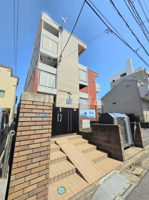 19/29 エントランス