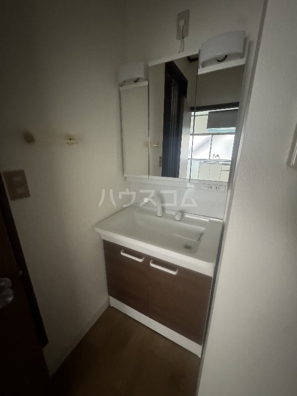 17/30 洗面