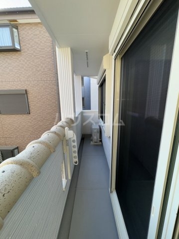 25/30 バルコニー