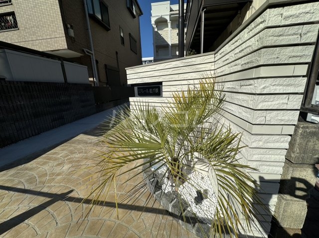 29/30 エントランス