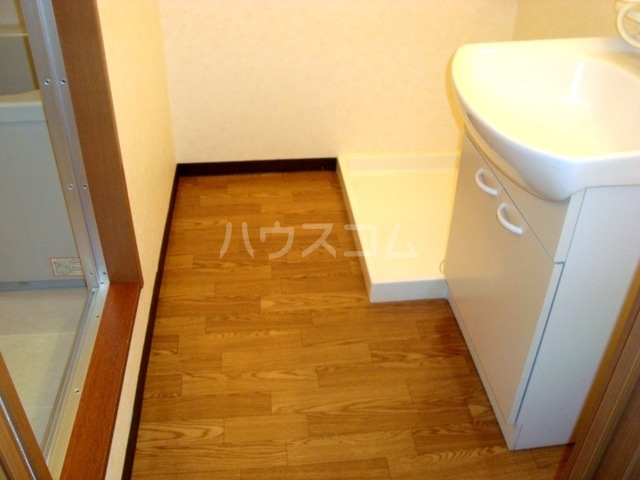 16/30 玄関