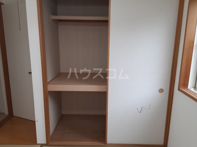 13/30 収納