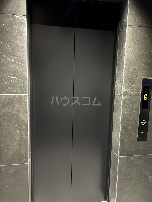 2/10 エントランス