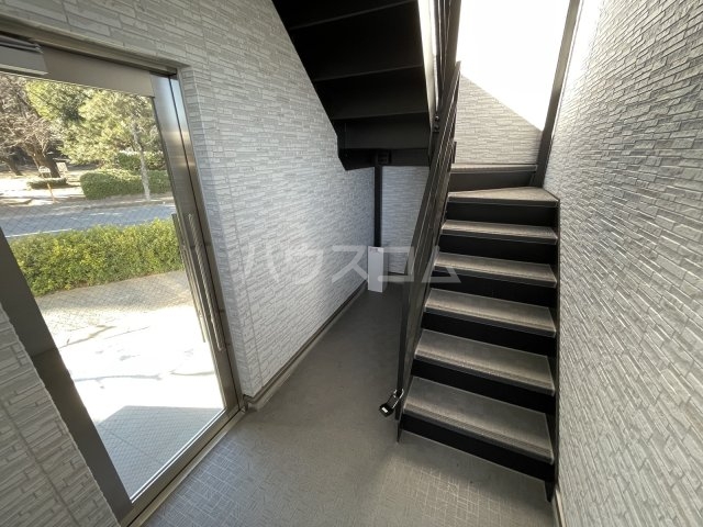 19/29 エントランス