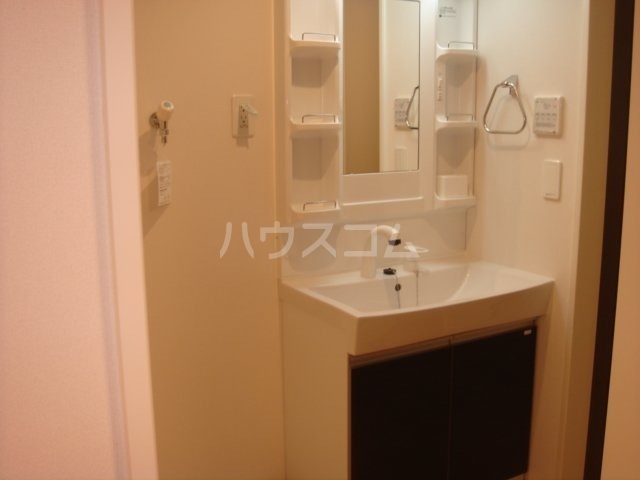 17/30 洗面