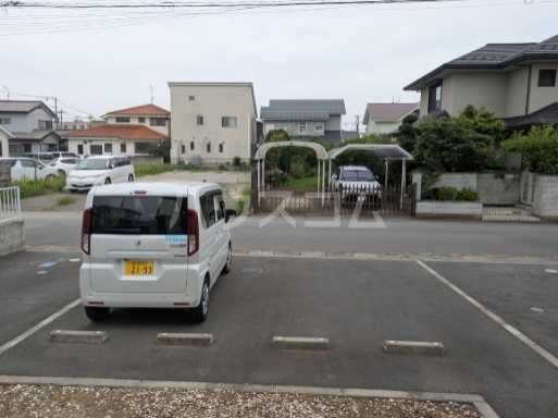 21/30 駐車場