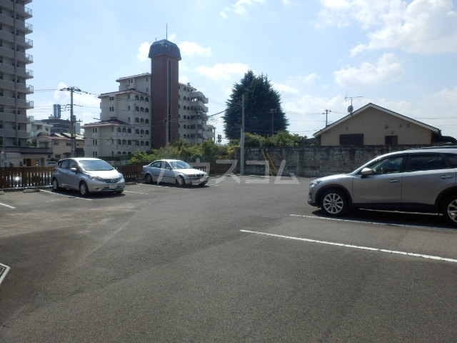 22/29 駐車場
