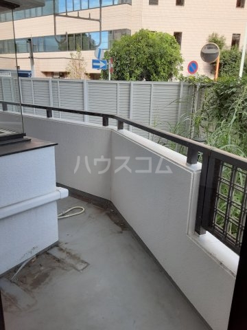 19/30 バルコニー