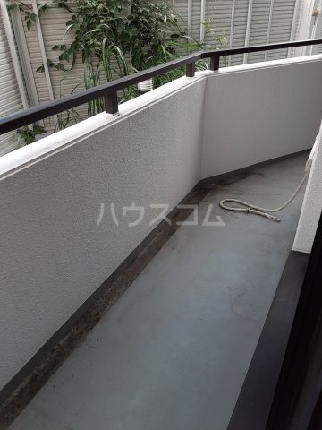 20/30 バルコニー