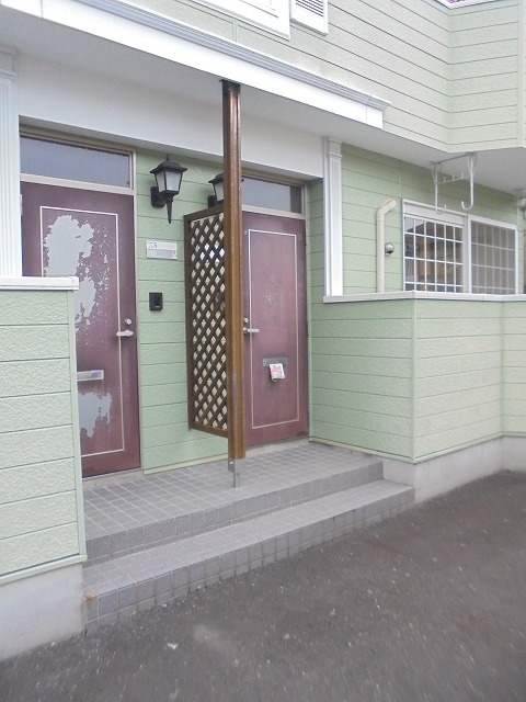 13/19 エントランス