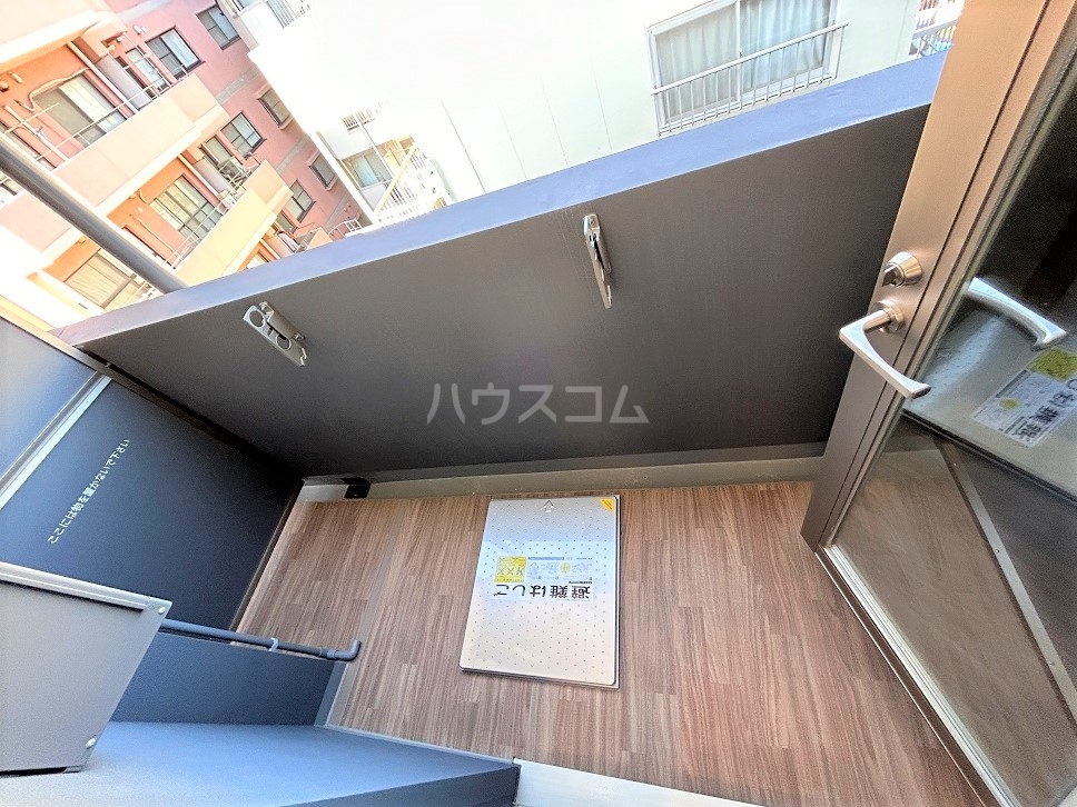 14/27 バルコニー