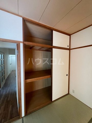 13/30 収納