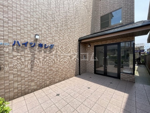 15/22 エントランス