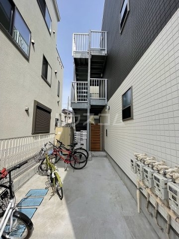 3/5 エントランス