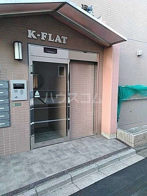 2/5 エントランス