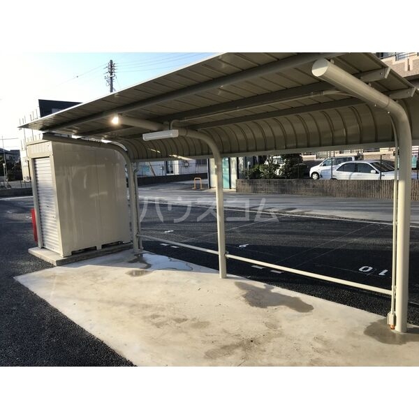 21/24 駐車場