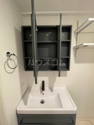 14/28 洗面