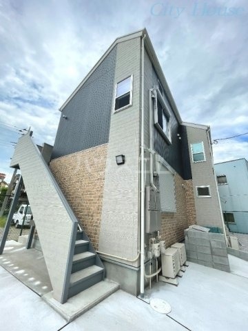 17/27 エントランス