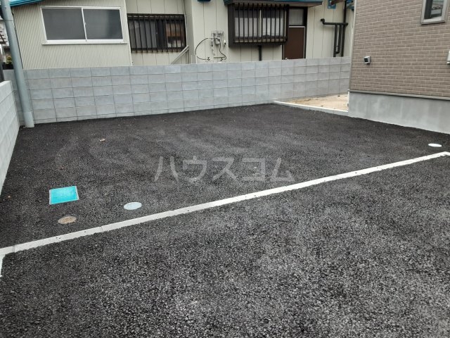 3/7 駐車場