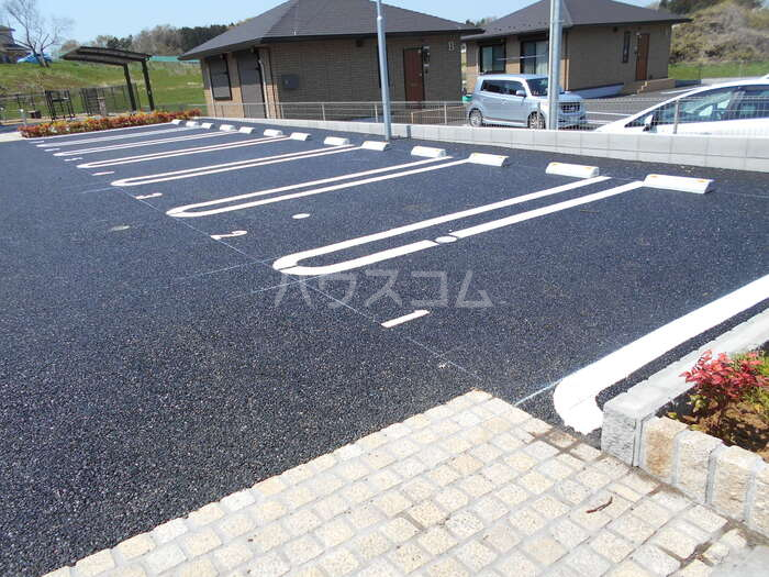 22/25 駐車場