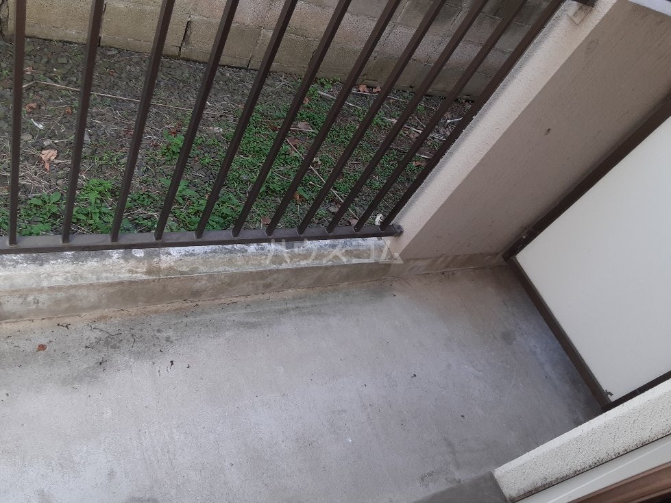 17/27 バルコニー