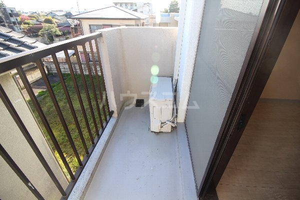 13/30 バルコニー