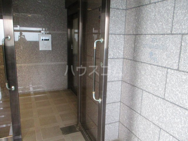 3/4 エントランス