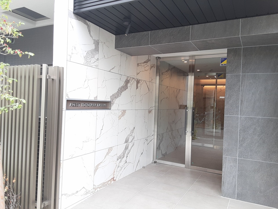 17/26 エントランス