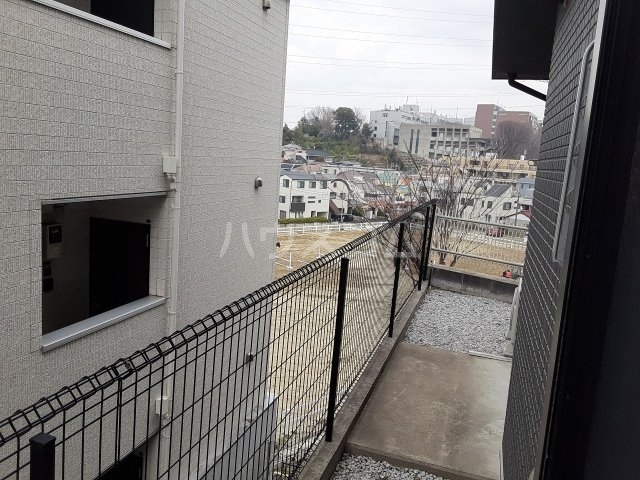 19/30 バルコニー