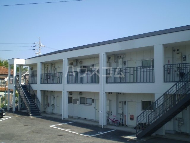 24/30 エントランス