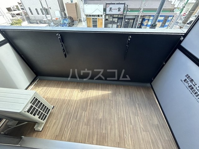 19/30 バルコニー