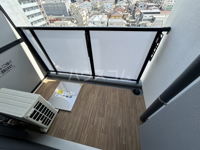 19/30 バルコニー