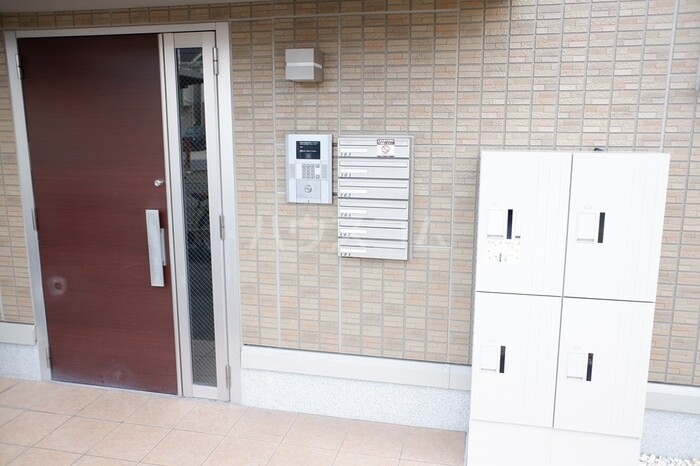 18/22 エントランス