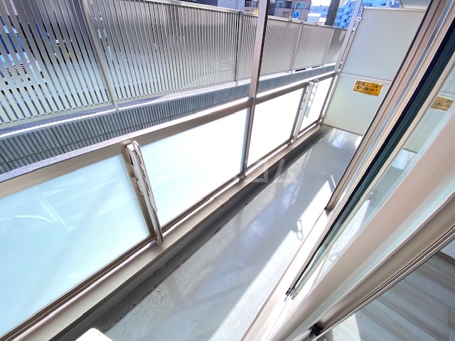 20/30 バルコニー