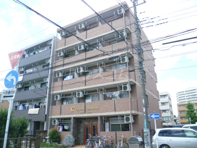 23/30 エントランス